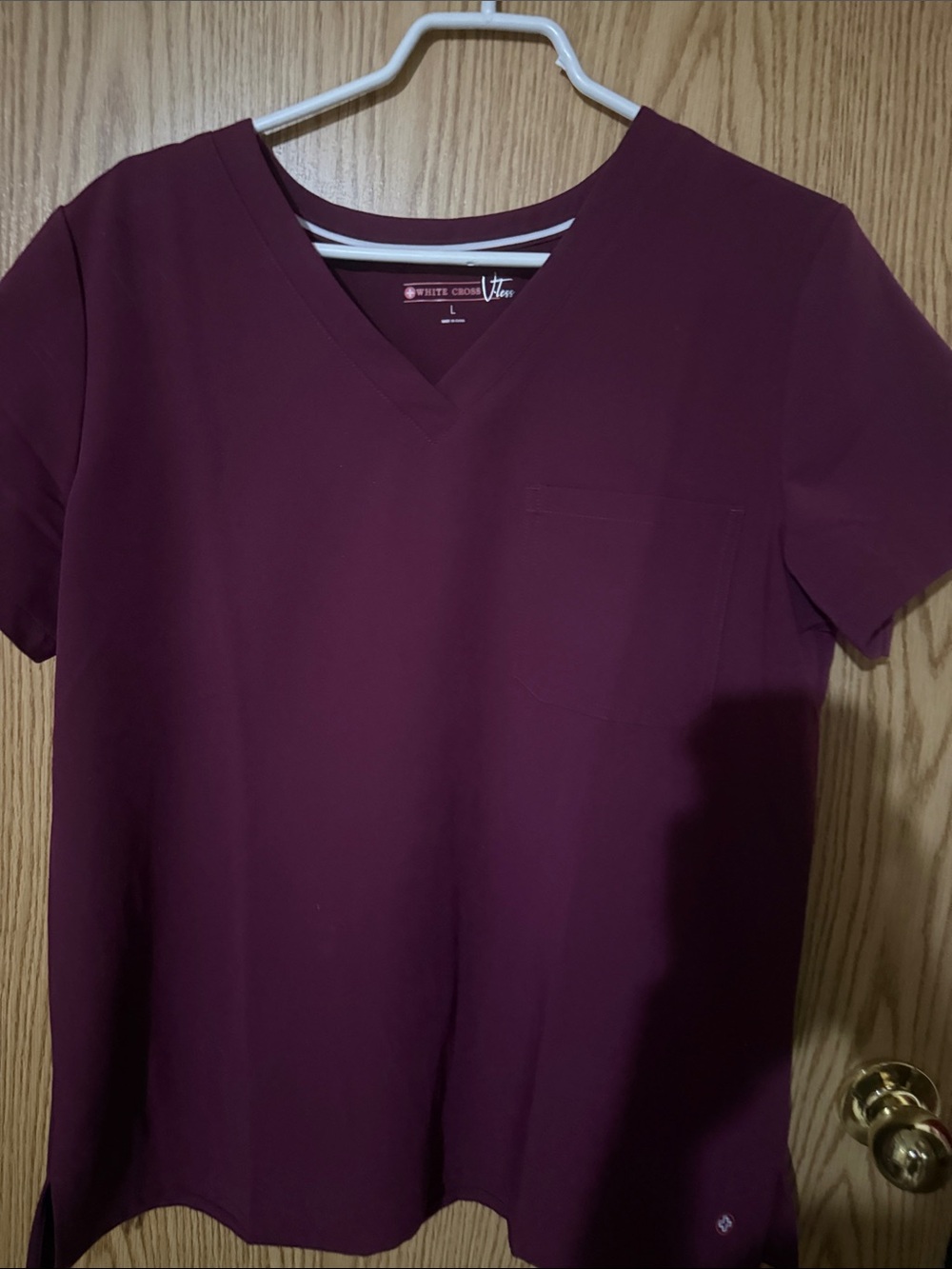 White Cross Short Sleeve V-Neck Top in Burgundy
